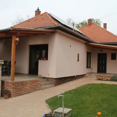 Zsoka Haz Balatonszárszó